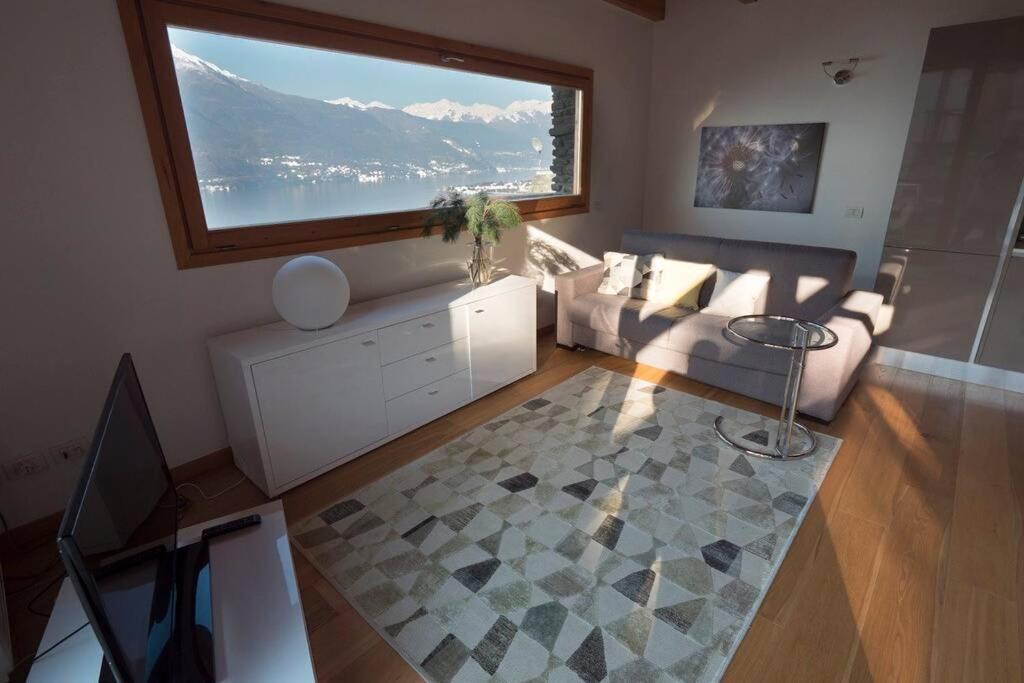 Magic Lake View With Beautiful Pool Area Bellano Exteriör bild